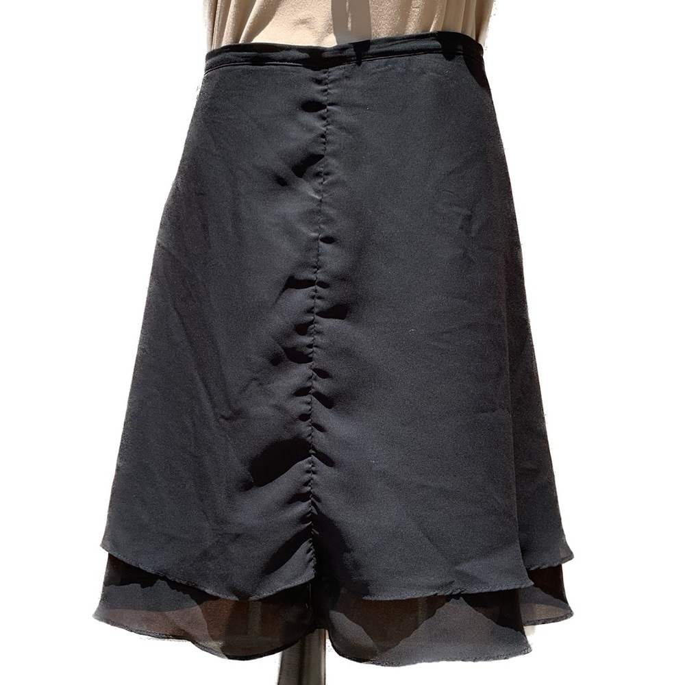 Black tier skirt women’s size 20
